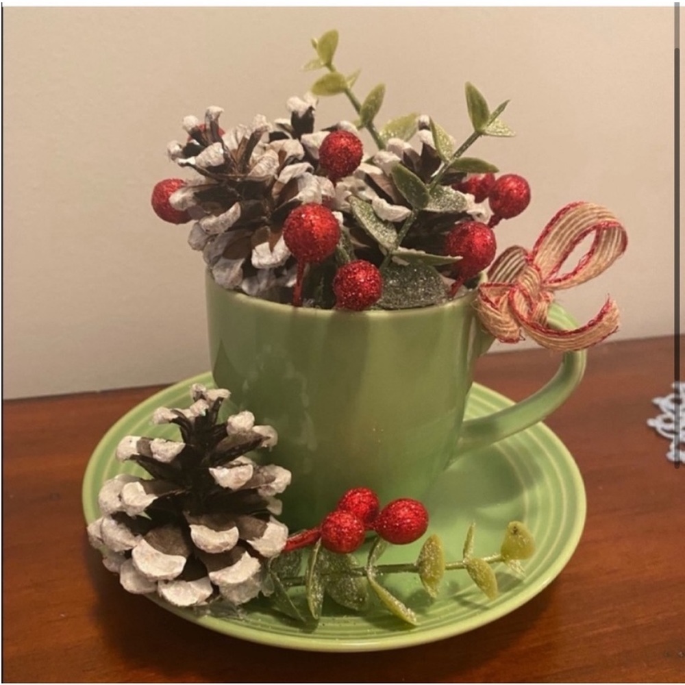 🎄Vintage OOAK Pinecone Cup and Saucer